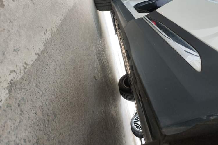 Used Mercedes-Benz GLA 2022 Facelifted GLA 200 Left Side Sill