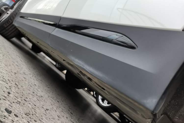 Used Mercedes-Benz GLA 2022 GLA 220 4MATIC Left Side Sill