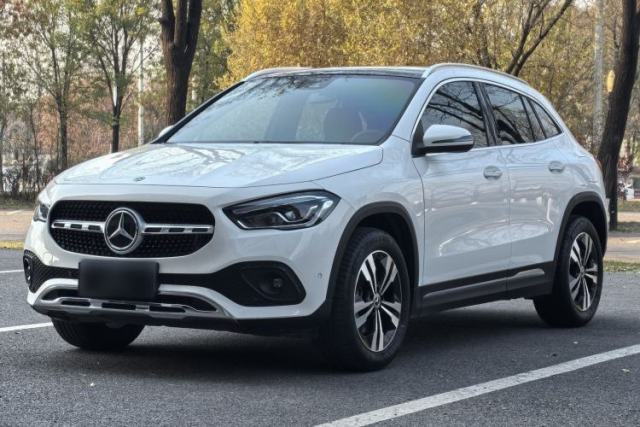 Ojetý Mercedes-Benz GLA 2022 Facelifted GLA 200