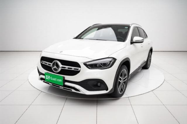 Ojetý Mercedes-Benz GLA 2022 Second Facelift GLA 200