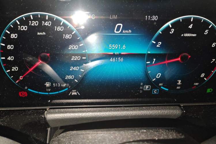Used Mercedes-Benz GLA 2022 Facelifted GLA 200 Odometer Close Up