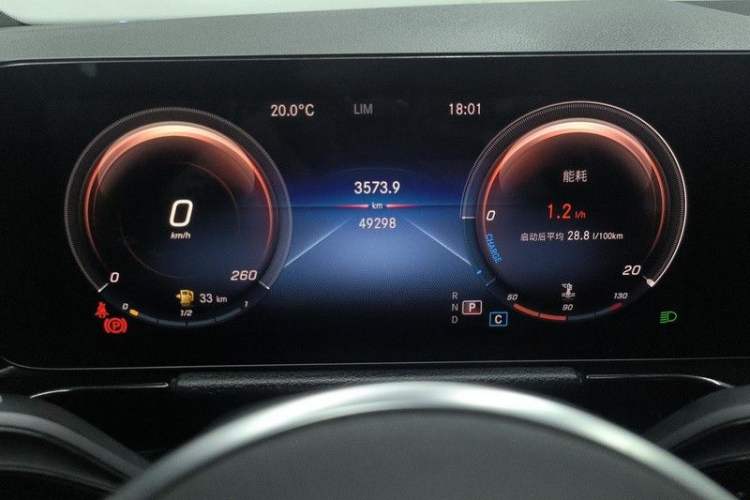 Used Mercedes-Benz GLA 2022 GLA 200 Odometer Close Up