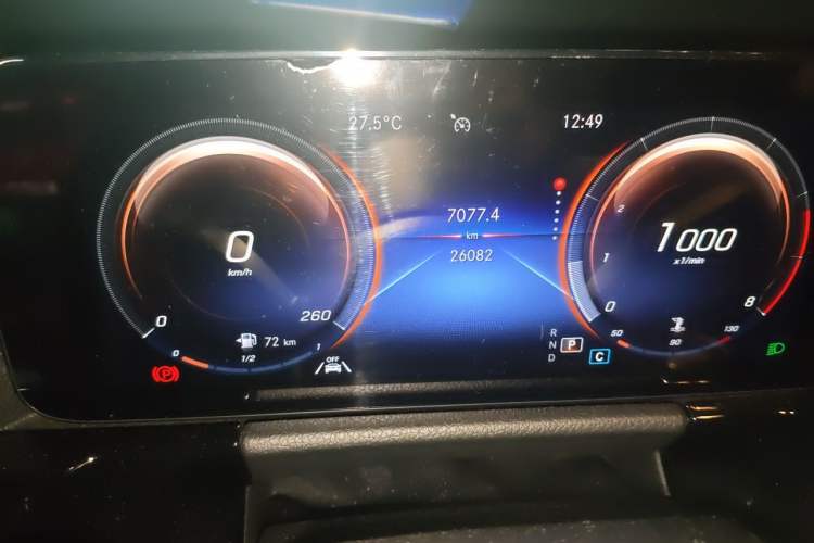 Used Mercedes-Benz GLA 2022 GLA 220 Odometer Close Up