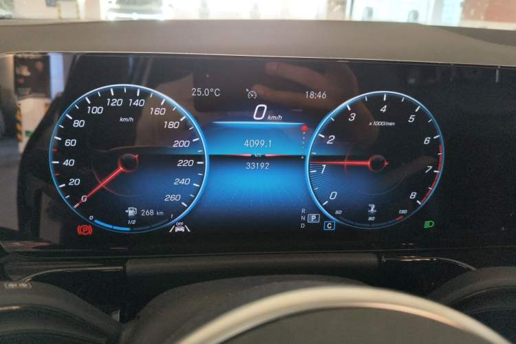 Used Mercedes-Benz GLA 2022 GLA 220 Odometer Close Up