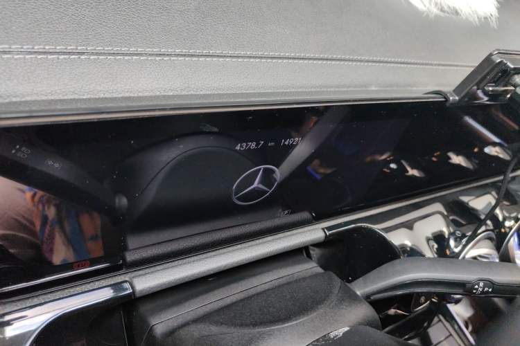 Used Mercedes-Benz GLA 2022 GLA 220 Odometer Close Up