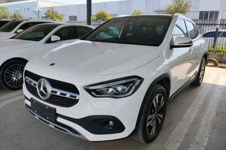 Used Mercedes-Benz GLA 2022 Facelifted GLA 200 Guazi used car, China used car export, Used car for sale, Used  cars, Cheapest cars for sale