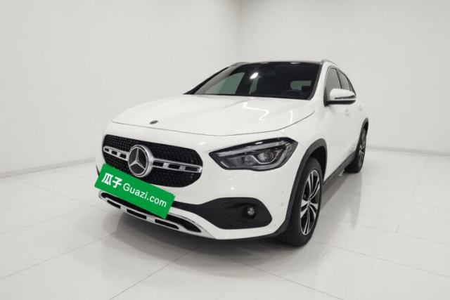 Ojetý Mercedes-Benz GLA 2022 GLA 200