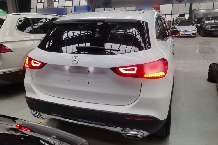 Used Mercedes-Benz GLA 2022 Facelifted GLA 200 Rear
