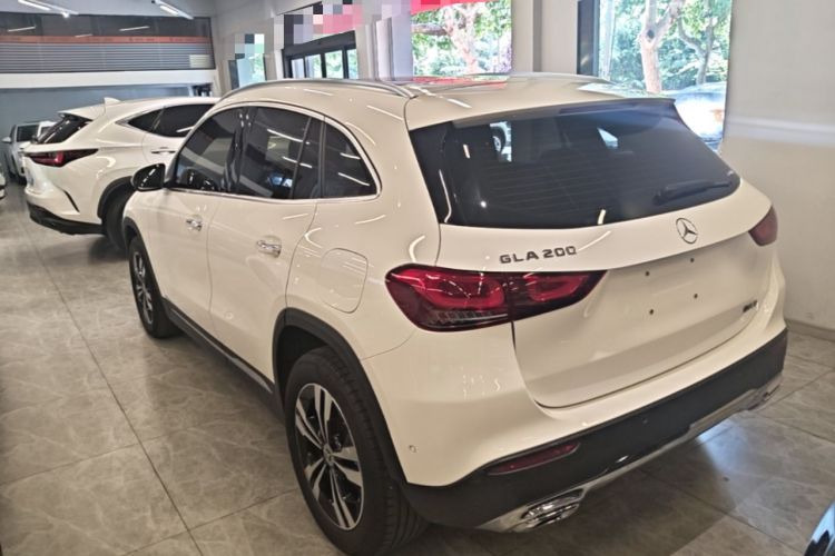 Used Mercedes-Benz GLA 2022 Facelifted GLA 200 Rear Left 45 Deg