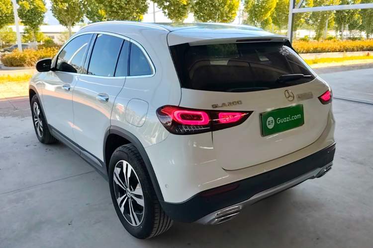 Used Mercedes-Benz GLA 2022 Facelifted GLA 200 Rear Left 45 Deg