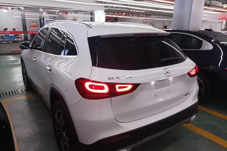 Used Mercedes-Benz GLA 2022 Facelifted GLA 200 Rear Left 45 Deg