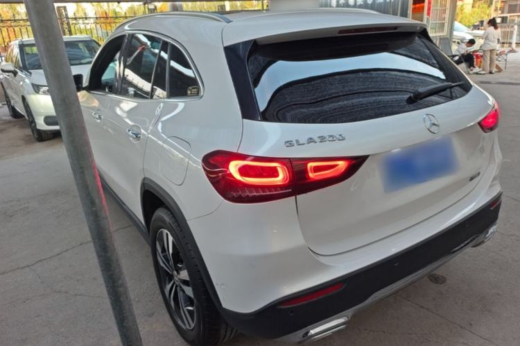 Used Mercedes-Benz GLA 2022 Facelifted GLA 200 Rear Left 45 Deg