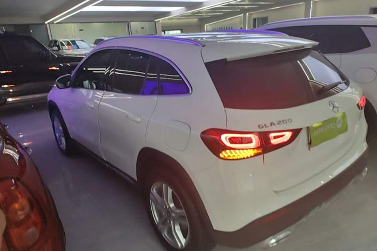 Used Mercedes-Benz GLA 2022 Second Facelift GLA 200 Rear Left 45 Deg