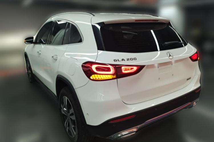 Used Mercedes-Benz GLA 2022 Facelifted GLA 200 Rear Left 45 Deg