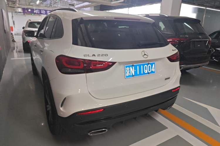 Used Mercedes-Benz GLA 2022 GLA 220 4MATIC Rear Left 45 Deg