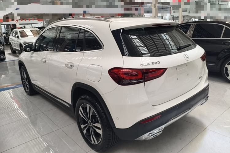 Used Mercedes-Benz GLA 2022 Facelifted GLA 200 Rear Left 45 Deg