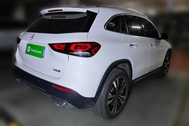 Used Mercedes-Benz GLA 2022 Facelifted GLA 200 Rear Right 45 Deg