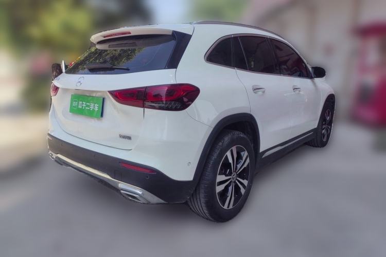 Used Mercedes-Benz GLA 2022 Facelifted GLA 200 Rear Right 45 Deg