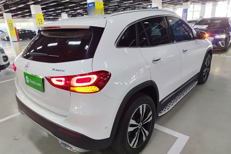 Used Mercedes-Benz GLA 2022 Facelifted GLA 200 Rear Right 45 Deg