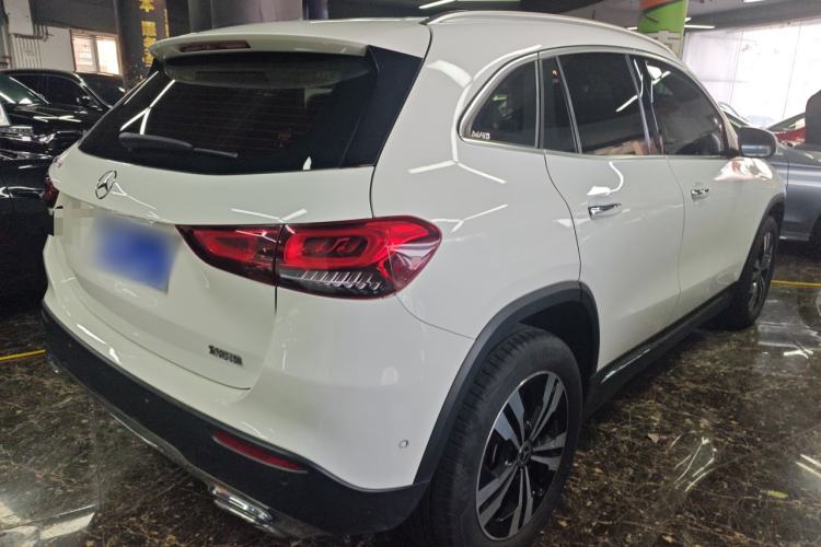 Used Mercedes-Benz GLA 2022 GLA 200 Rear Right 45 Deg