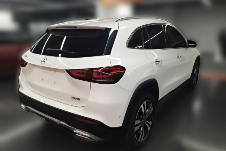 Used Mercedes-Benz GLA 2022 Facelifted GLA 200 Rear Right 45 Deg