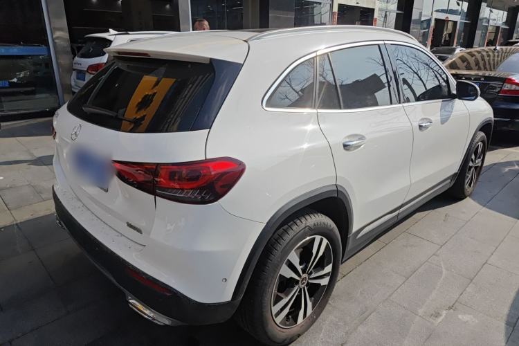 Used Mercedes-Benz GLA 2022 Facelifted GLA 200 Rear Right 45 Deg