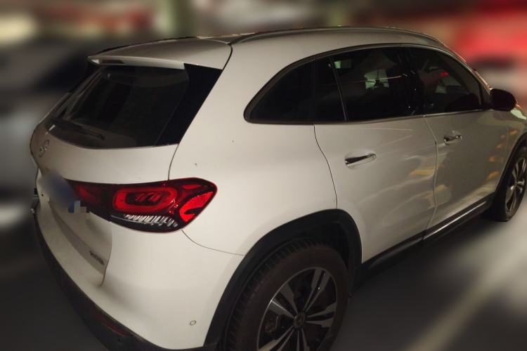 Used Mercedes-Benz GLA 2022 Facelifted GLA 200 Rear Right 45 Deg