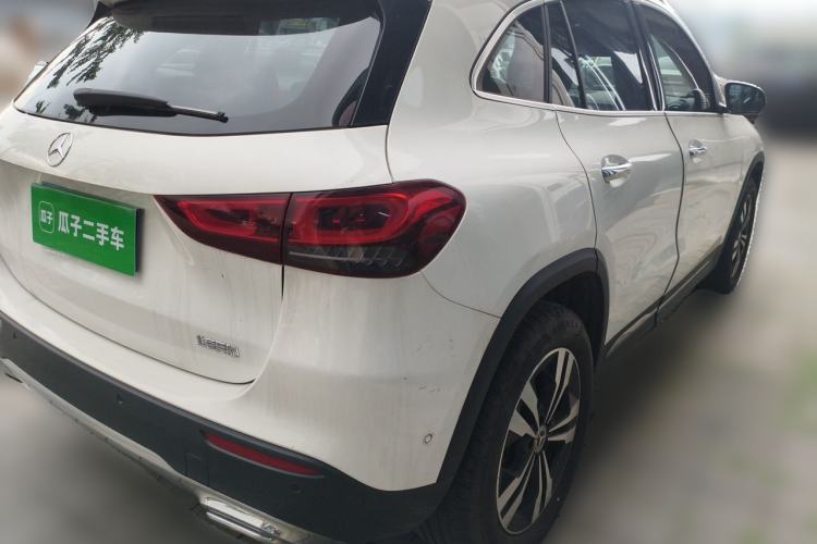 Used Mercedes-Benz GLA 2022 Facelifted GLA 200 Rear Right 45 Deg
