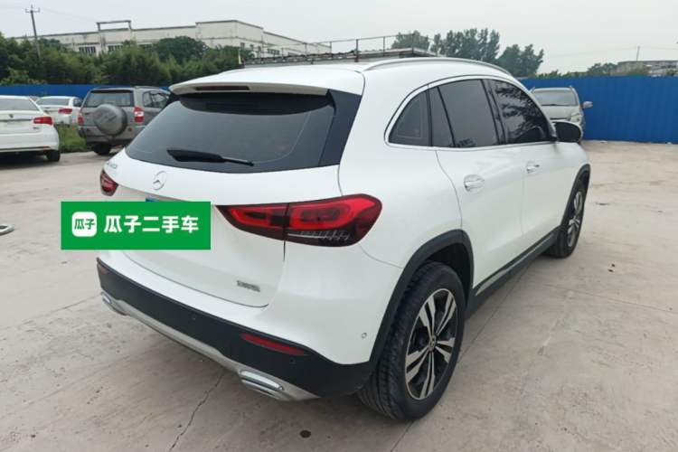 Used Mercedes-Benz GLA 2022 Facelifted GLA 200 Rear Right 45 Deg