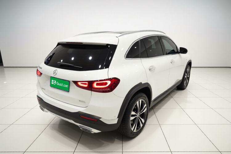 Used Mercedes-Benz GLA 2022 Facelifted GLA 200 Rear Right 45 Deg