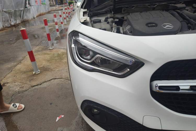 Used Mercedes-Benz GLA 2022 Second Facelift GLA 200 Right Front Headlight