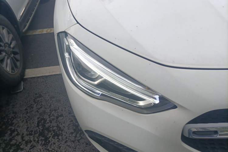 Used Mercedes-Benz GLA 2022 Facelifted GLA 200 Right Front Headlight