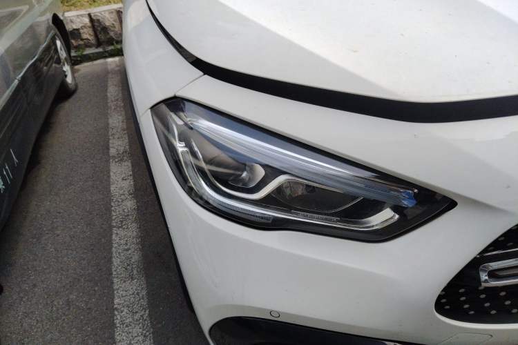Used Mercedes-Benz GLA 2022 GLA 220 4MATIC Right Front Headlight