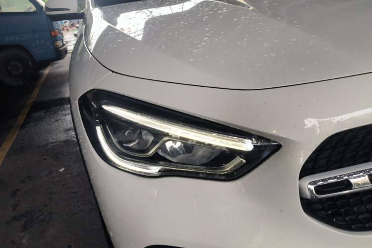 Used Mercedes-Benz GLA 2022 GLA 200 Right Front Headlight