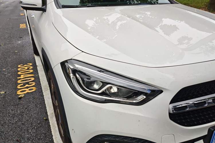 Used Mercedes-Benz GLA 2022 GLA 200 Right Front Headlight