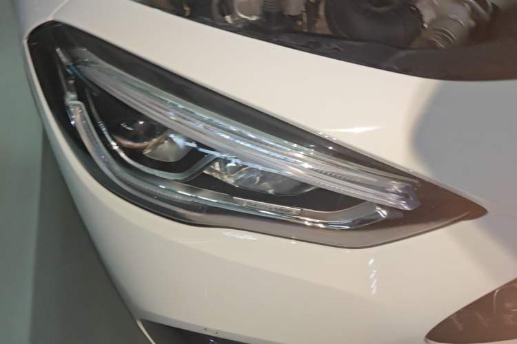 Used Mercedes-Benz GLA 2022 GLA 220 4MATIC Right Front Headlight