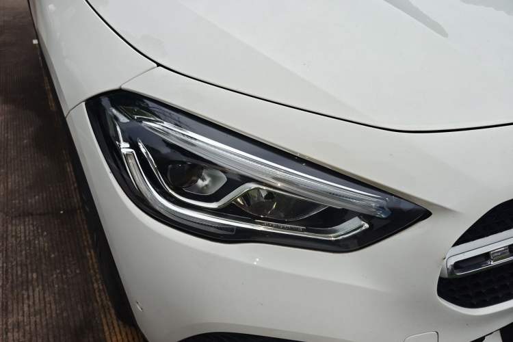 Used Mercedes-Benz GLA 2022 Facelifted GLA 200 Right Front Headlight