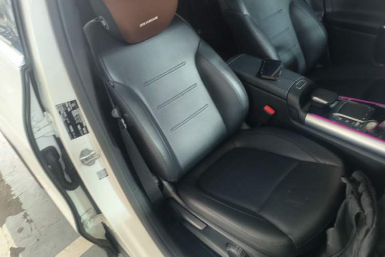 Used Mercedes-Benz GLA 2022 GLA 220 Right Front Seat