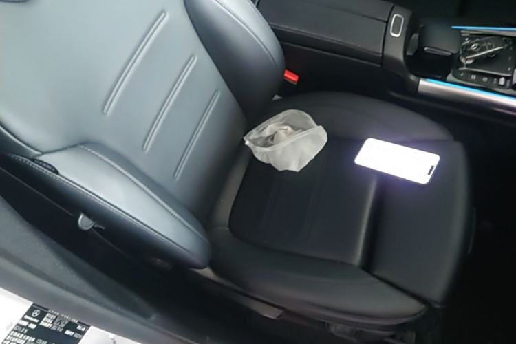 Used Mercedes-Benz GLA 2022 Facelifted GLA 200 Right Front Seat
