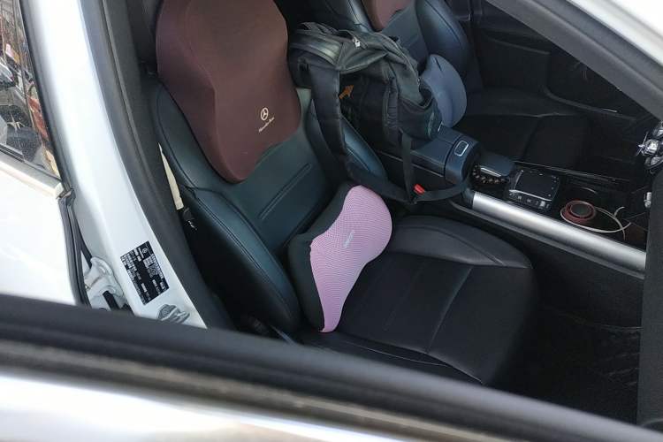 Used Mercedes-Benz GLA 2022 GLA 220 Right Front Seat