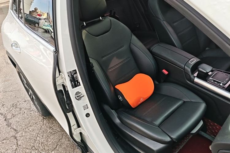 Used Mercedes-Benz GLA 2022 Facelifted GLA 200 Right Front Seat