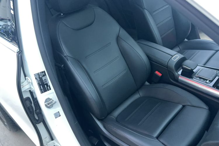 Used Mercedes-Benz GLA 2022 GLA 200 Right Front Seat