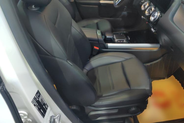 Used Mercedes-Benz GLA 2022 GLA 220 Right Front Seat