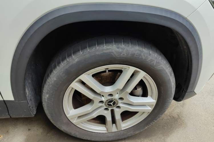 Used Mercedes-Benz GLA 2022 Facelifted GLA 200 Right Front Wheel Hub