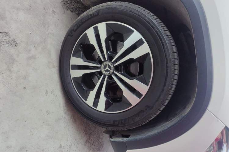 Used Mercedes-Benz GLA 2022 Facelifted GLA 200 Right Front Wheel Hub