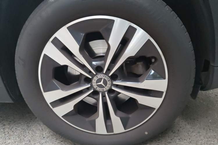 Used Mercedes-Benz GLA 2022 Second Facelift GLA 200 Right Front Wheel Hub