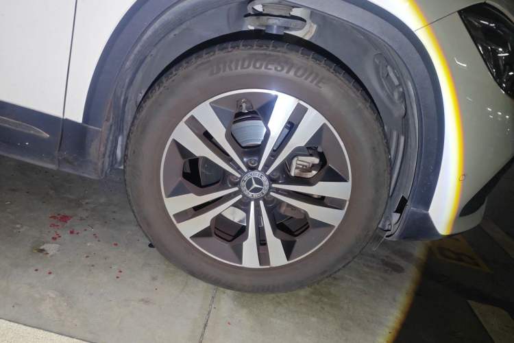 Used Mercedes-Benz GLA 2022 GLA 200 Right Front Wheel Hub