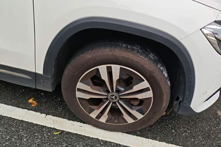 Used Mercedes-Benz GLA 2022 GLA 200 Right Front Wheel Hub