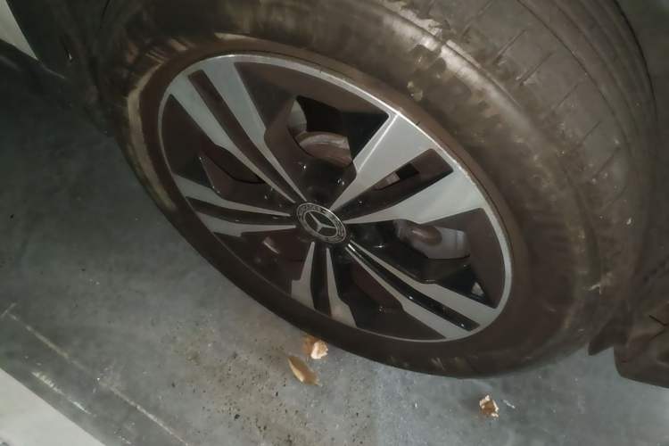 Used Mercedes-Benz GLA 2022 GLA 220 Right Front Wheel Hub