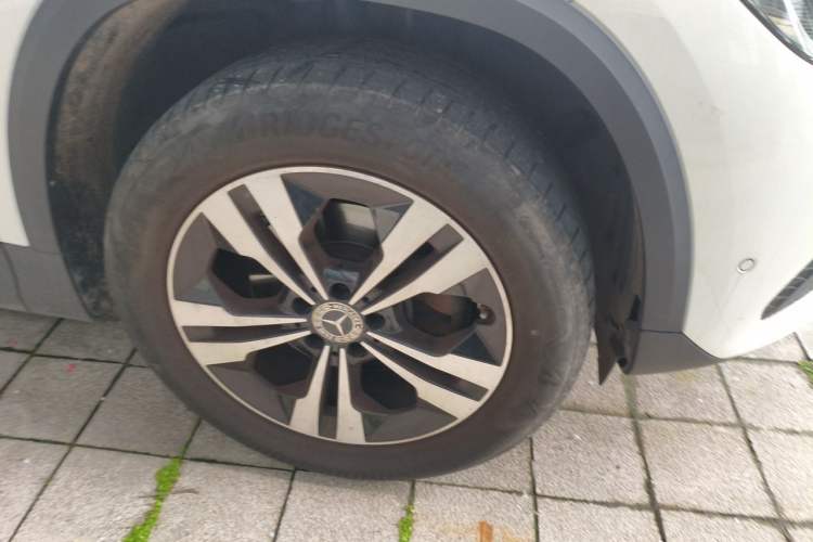 Used Mercedes-Benz GLA 2022 Facelifted GLA 200 Right Front Wheel Hub